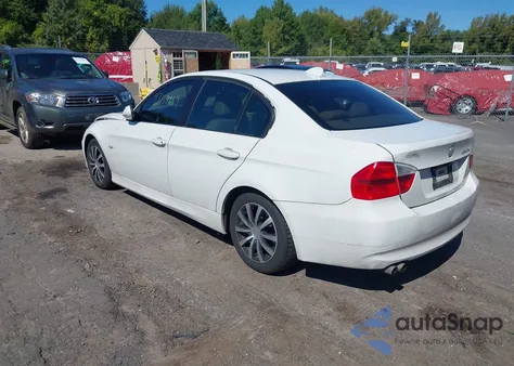 2007 BMW 328Xi из США, поврежденный, VIN WBAVC93577KX54114